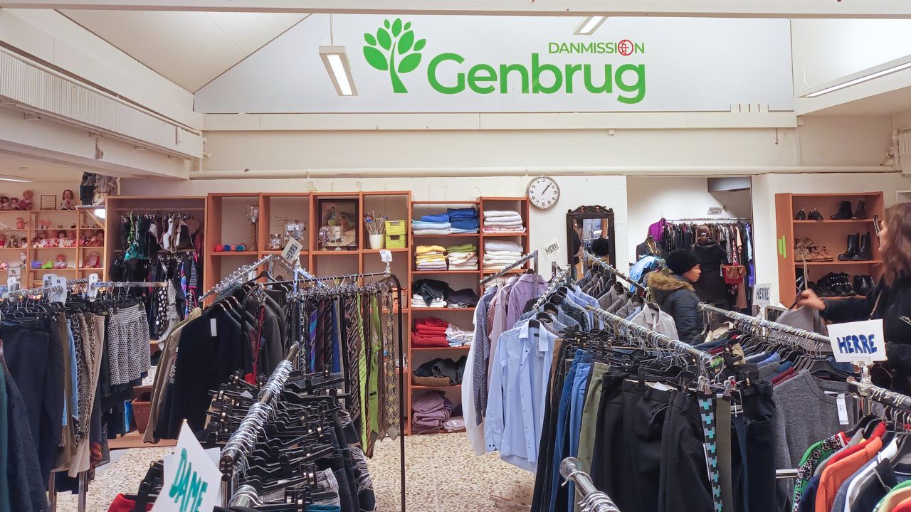 genbrug skanderborg tøj
