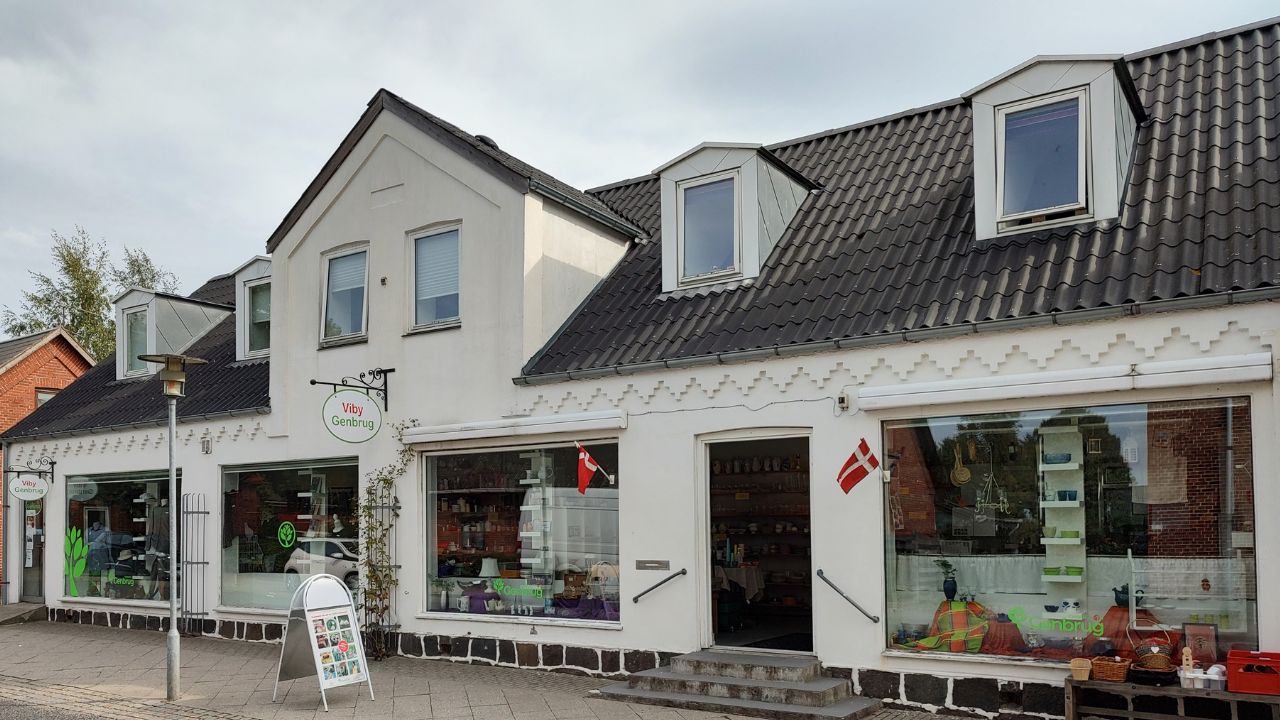 genbrug viby sjælland facade udenfor