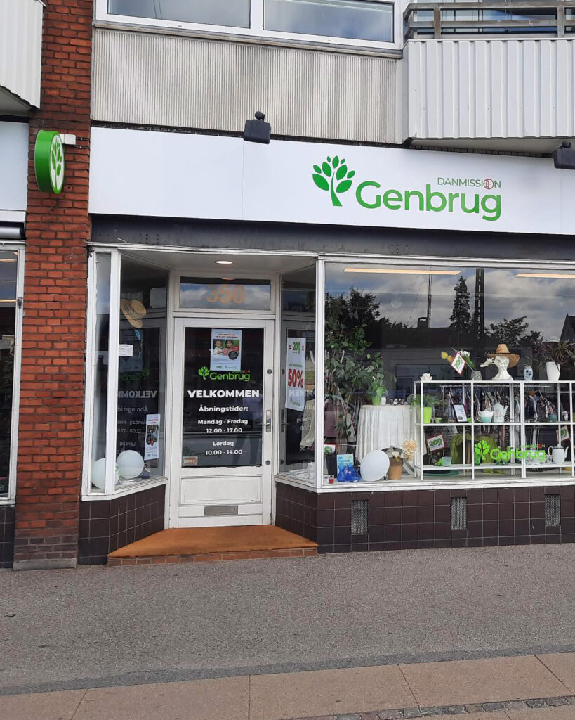 Besøg Danmission Genbrug Husum. Genbrugsbutik.