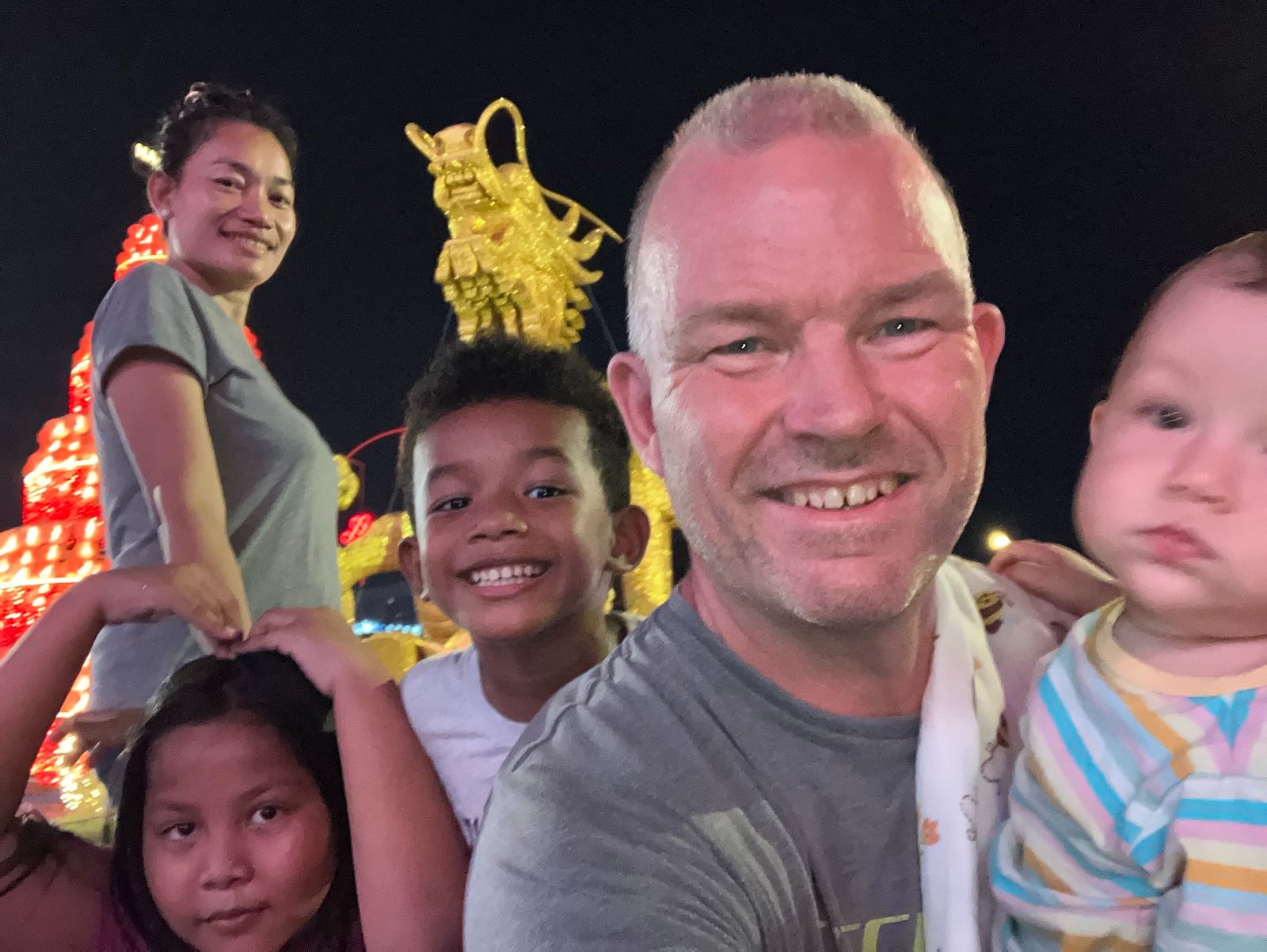 Peter Herum fejrer kinesisk nytår med sin familie i Cambodja.
